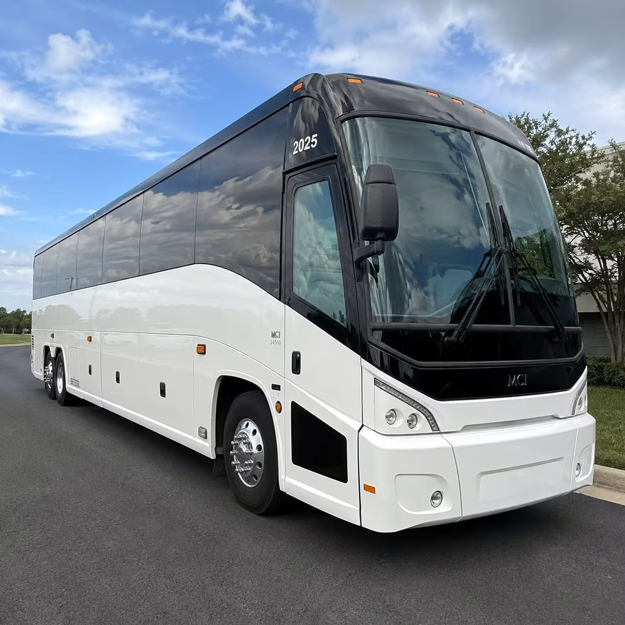 concert bus rentals to pnc arena and raleigh s biggest venues